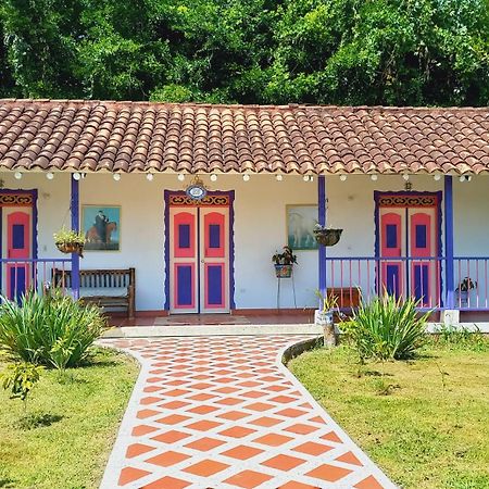 Finca Hotel Villa Del Sol Pueblo Tapao Eksteriør bilde