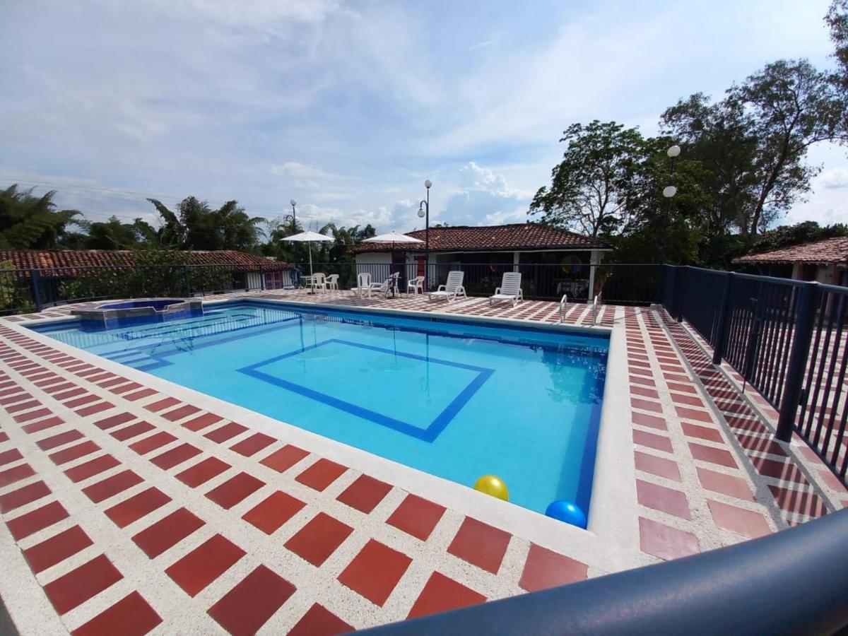 Finca Hotel Villa Del Sol Pueblo Tapao Eksteriør bilde