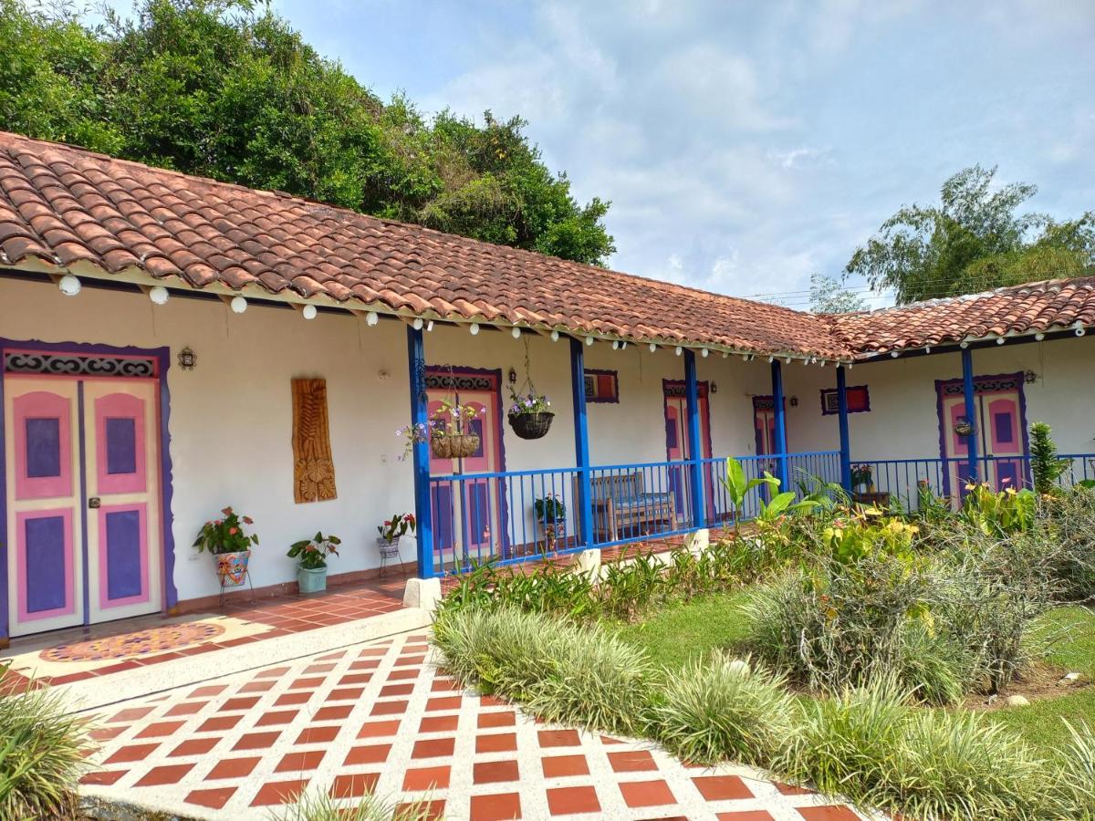 Finca Hotel Villa Del Sol Pueblo Tapao Eksteriør bilde