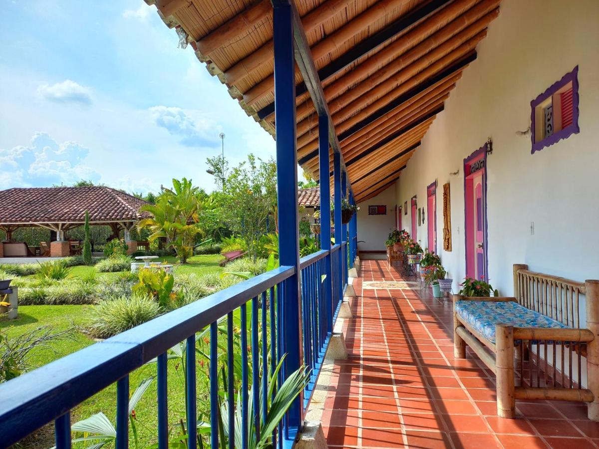 Finca Hotel Villa Del Sol Pueblo Tapao Eksteriør bilde
